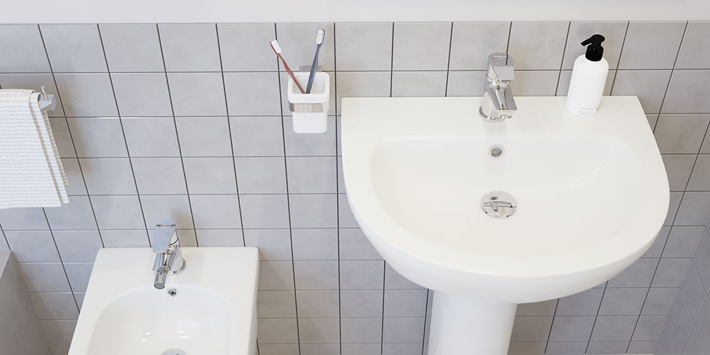 Wall mounted tumbler holder 878542 