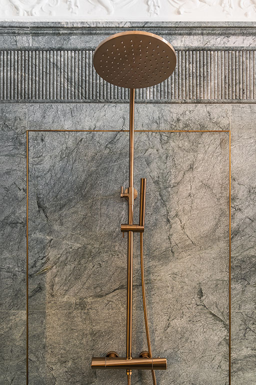 Thermostatic shower system 853545 